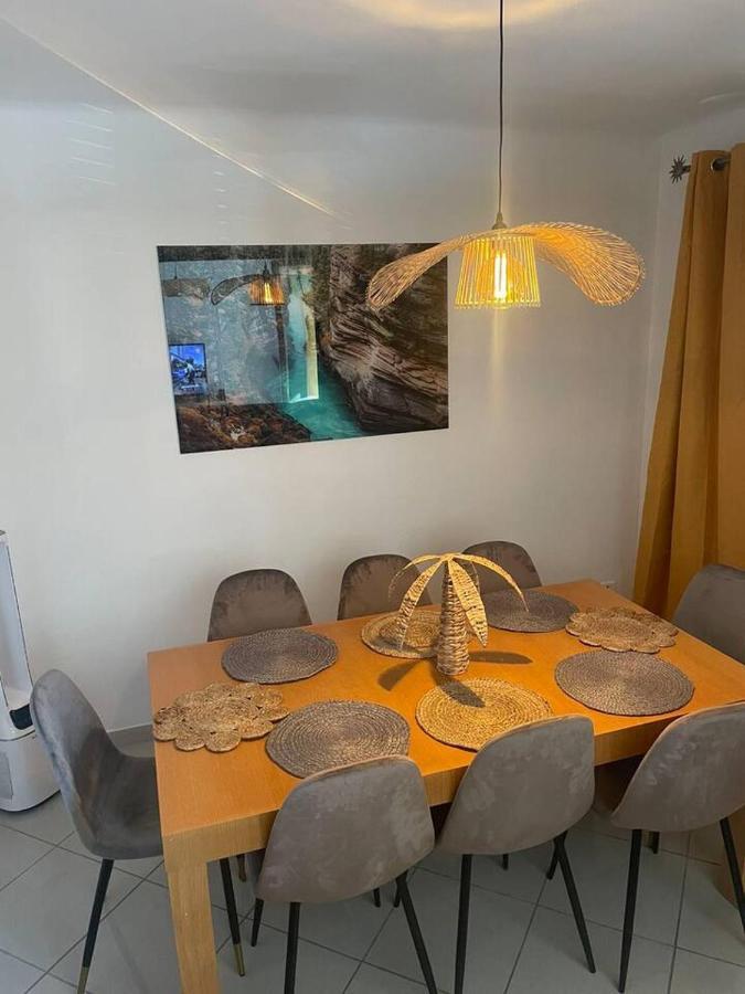 Appartement Proche Gare Tgv Nimes Exterior photo