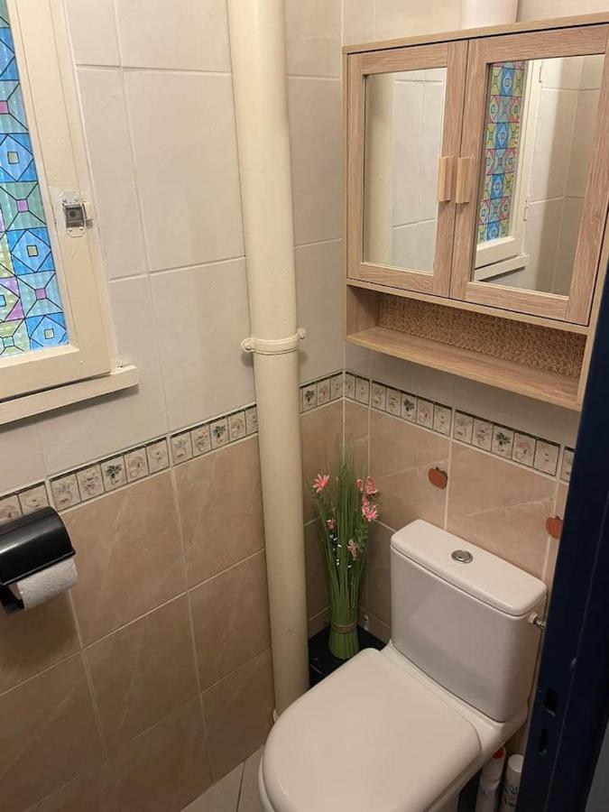 Appartement Proche Gare Tgv Nimes Exterior photo
